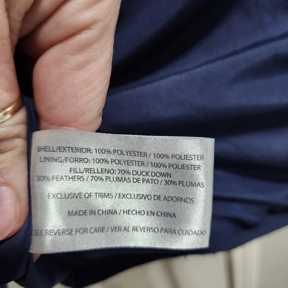 Woolrich Women's Quilted Down Puffer Vest L Navy Zip Front Gold Snaps Pockets - Picture 11 of 13